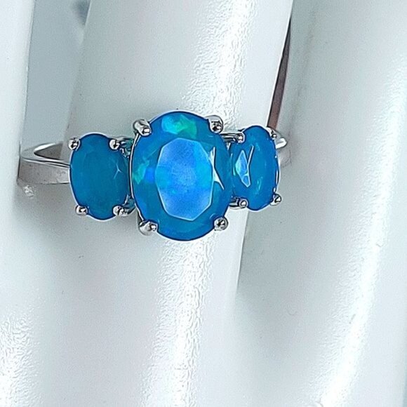 Natural Blue Fire Opal 925 Sterling Silver Ring - Picture 4 of 6